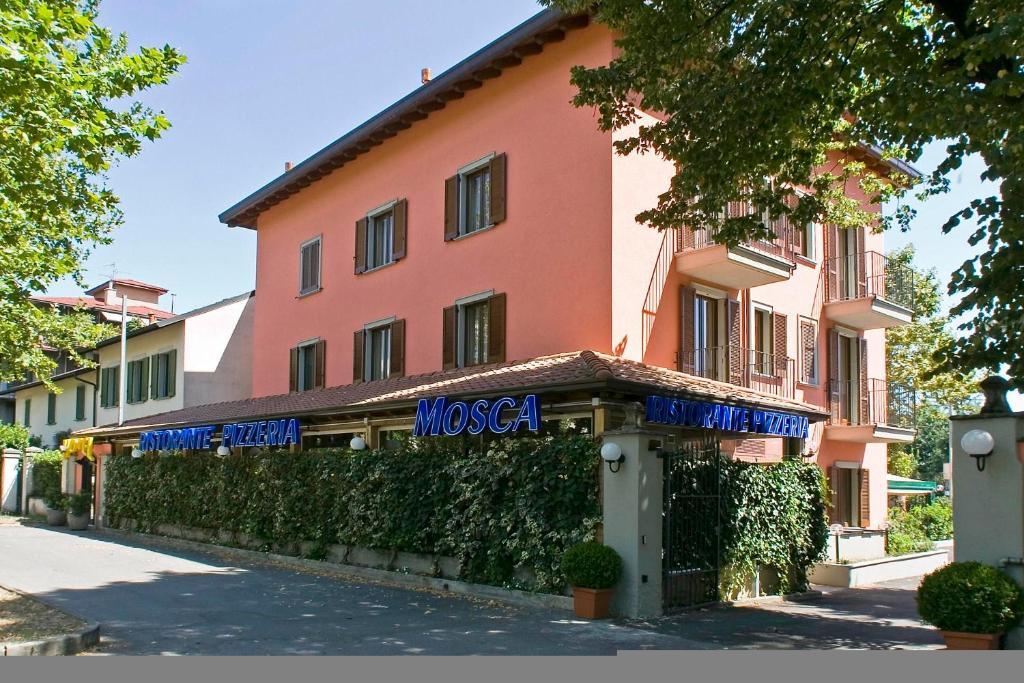 Hotel Mosca Monza Esterno foto