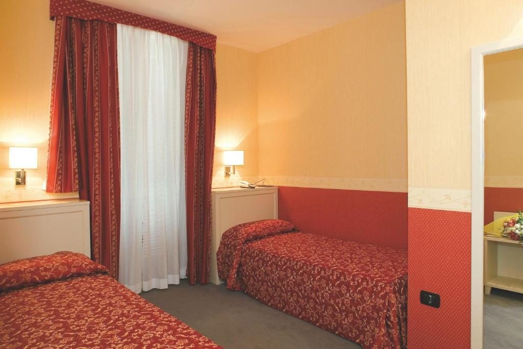 Hotel Mosca Monza Camera foto