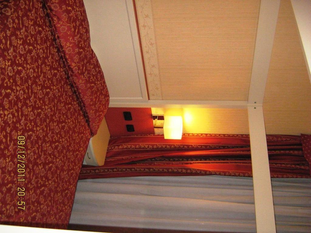 Hotel Mosca Monza Camera foto