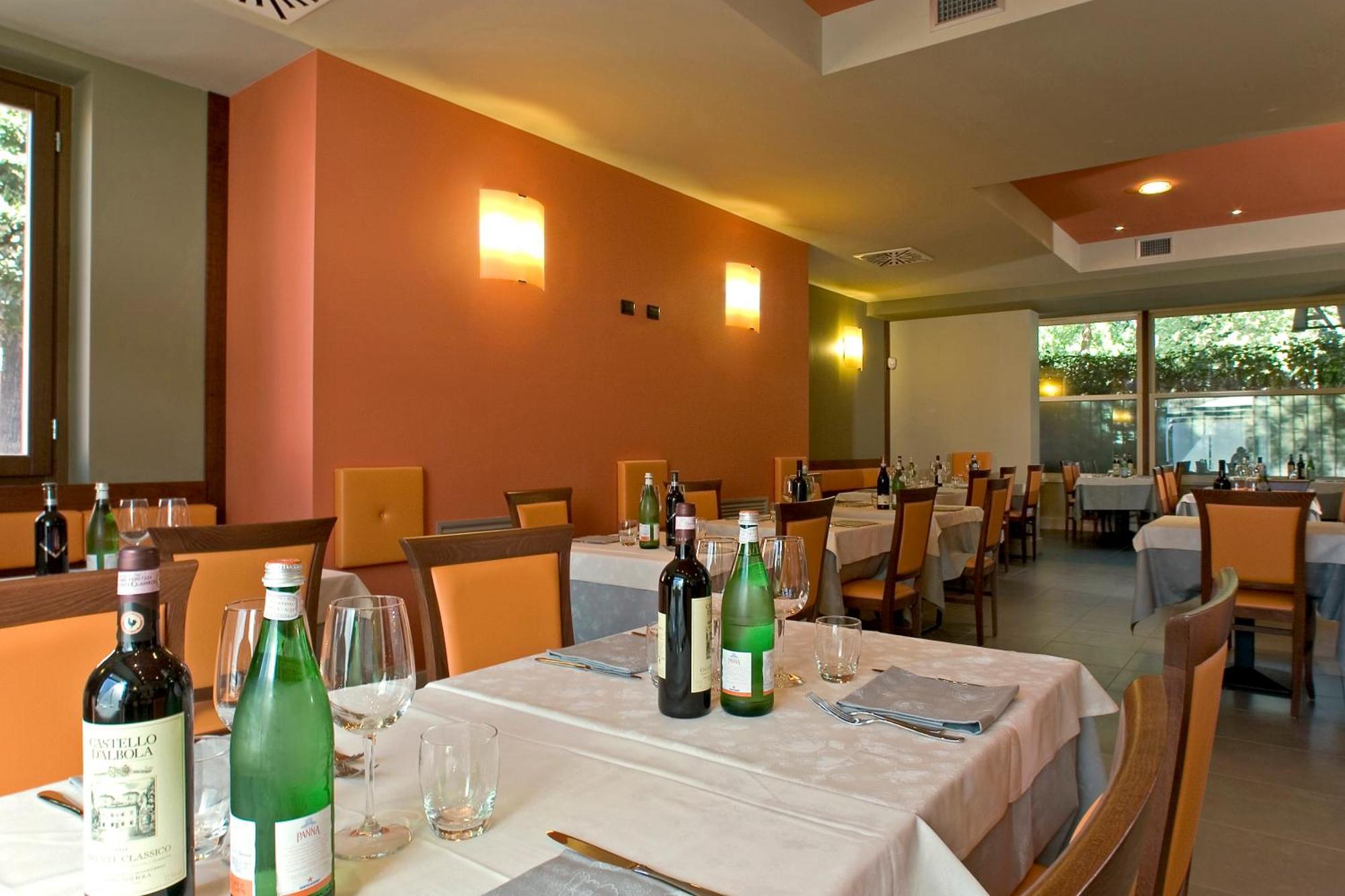 Hotel Mosca Monza Esterno foto